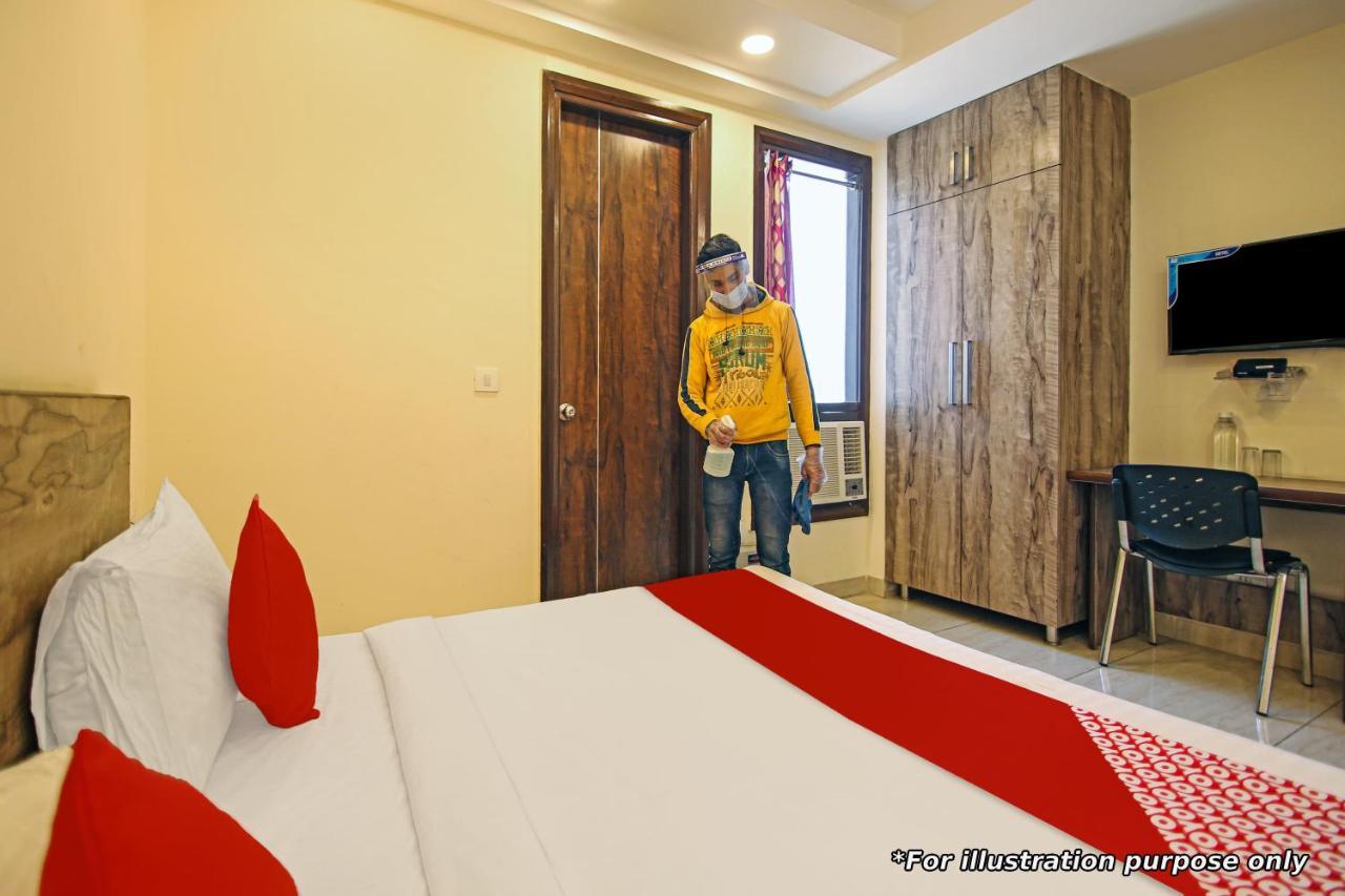 Oyo Flagship 81260 Star Lights Hotel Munnar Eksteriør billede